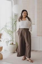 Load image into Gallery viewer, Everyday Wide Leg Pants (Mocha)
