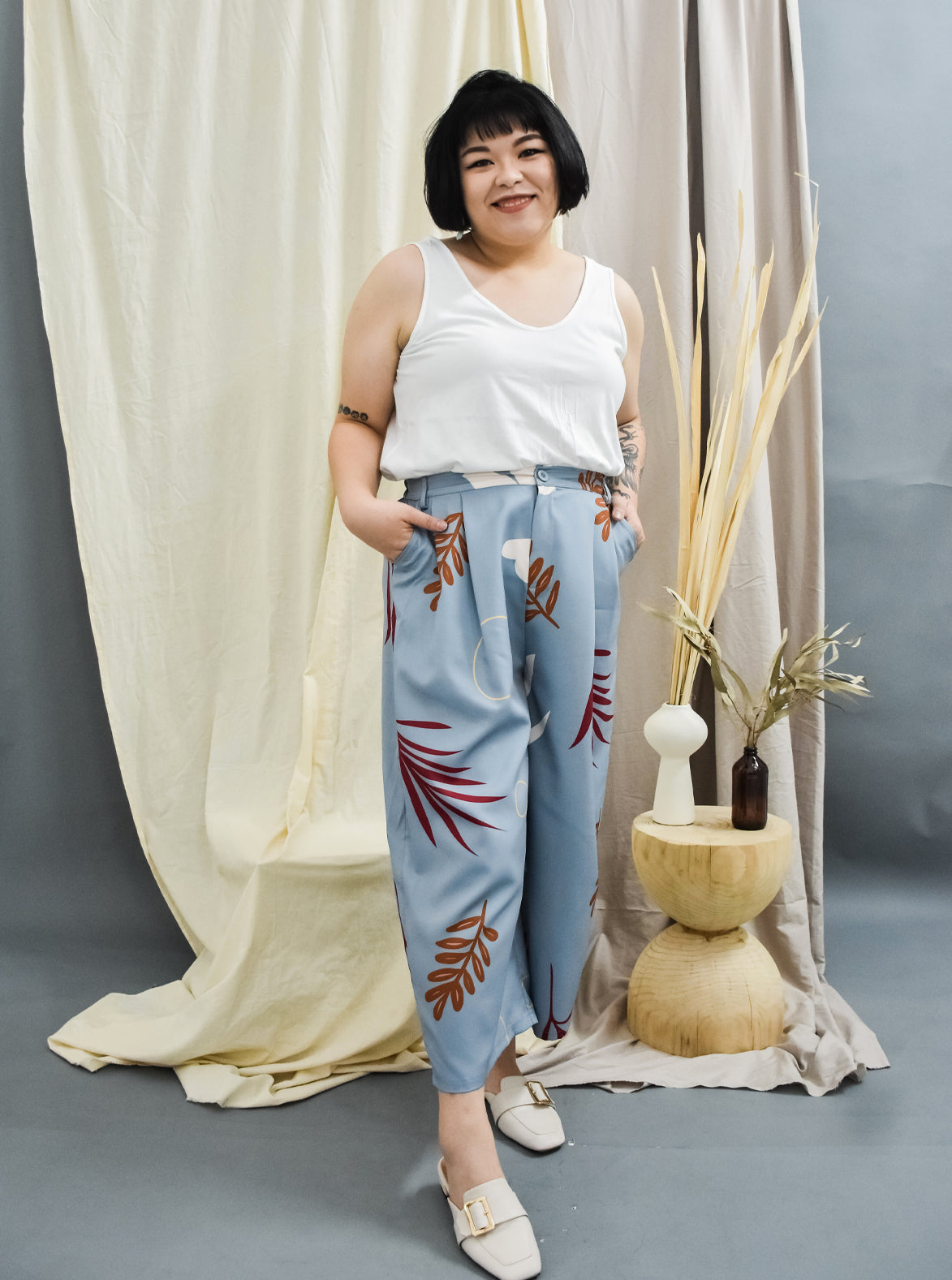 GRWM styling the Kmart geo wide leg pants for an easy but put together  spring look. Save for inspo and follow for more like this 🤩